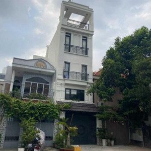 bán nhà ngô gia tự - quận 10 - dt: 8x20m - 5 tầng nhà mới - hdt: 145tr/tháng - giá: 30 tỷ