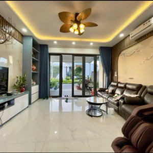 nhà gói 8 the capella mỹ gia full nội thất trực diện công viên hoa giấy chỉ 7,6tỷ. lh: 0906713124