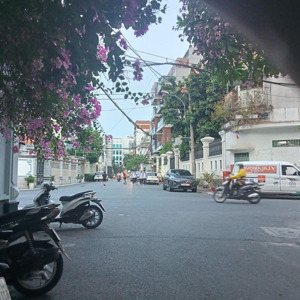 1 chdv mới ngay trung tâm p3 tân bình,bỏ tiền vào là có lãi-(20x15m)-7tầng-30pn khép kín-chỉ 65tỷ.