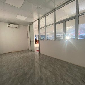 cho thuê 200 500m2 mặt bằng kinh doanh tại mỹ đình