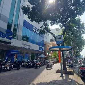 cho thuê nhà mặt tiền 49- 51 hoàng diệu, phường 13, quận 4