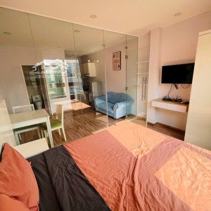 chính chủ cho thuê chdv hẻm 83 võ thị sáu q.1 tự do không chu chủ 36m giá 8,19tr tm lh 0901 970 599