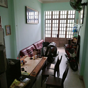 hxh đỗ xuân hợp phước long b nhà 2 tầng 174m2 (ngang 5m nở hậu 7m) - 9.999 tỷ - lh: 0777333979