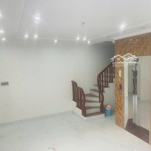 bán nhà mới đẹp trung tâm hai bà trưng có thang máy ngõ thông an ninh tốt sổ đỏ chính chủ