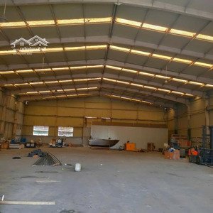 cho thuê nhà xưởng gần đô thị, cơ sở hạ tầng hoàn chỉnh - gần 900m2