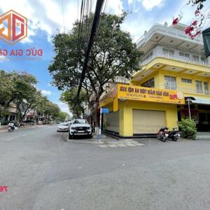 Bán nhà góc 2 mặt tiền đường Phan Chu Trinh gần Thành cổ Biên Hòa; sổ hồng 117m2 giá 13,5 tỷ