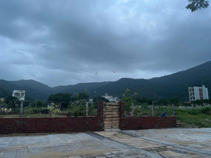 cho thuê lô đất mặt biển 1000m2