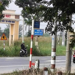 bán đất mt đường nhựa số 1 chu văn an, thị trấn cần đước long an dt: 6 x 20: 112m2 thổ cư