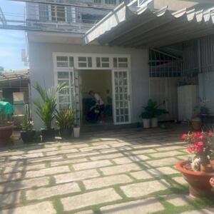 Nhà mặt tiền Tân Hiệp 4 ,HM , 2Tx 300 m2 . Giá chỉ 11 tỷ (TL)