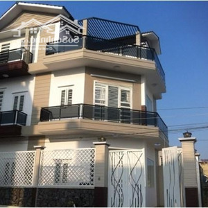 nhà thuê góc 2 mt kinh doanh đường hậu giang, 11x24m, 3 tấm, 300 triệu