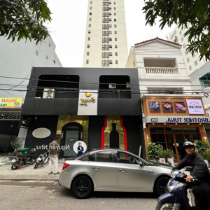 cặp nguyễn xuân khoát 200m2 ngang 10m sẵn dòng tiền 45tr/th. lộ giá chốt hấp dẫn. alo e ngay