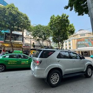 bán nhà mặt phố tại hàng bài, hoàn kiếm, diện tích 876m x 3 tầng, mặt tiền 13m, giá 876 tỷ