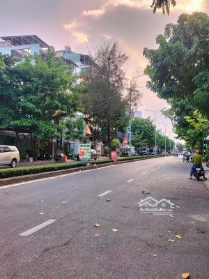 cho thuê văn phòng, tầng 1, kdc trung sơn, 100m 2 phòng, giá 10tr ms viêm 0938971212