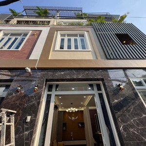 định cư mỹ bán nhà lãnh binh thăng p12 q11. dt 71,92m2 giá 3tỷ8 gần chợ phú thọ. đang cho thuê 28tr