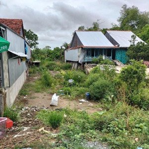 cho thuê đất 15 x 50m, đường quốc lộ 30, đồng tháp