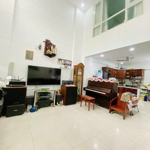cho thuê nguyên căn quận 3- 3 phòng ngủ - 3 tolet chỉ 12tr/tháng