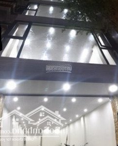 chính chủ cần cho thuê nhà riêng tại nguyên hồng dt 60m x 4t mt 5m ngõ ô tô tránh nhau giá 25 tr/th