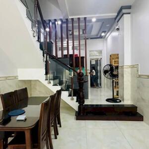 Nhà chính chủ hẻm xe ba gác long thượng bình chánh cần bán 1,3 tỷ thương lượng chủ