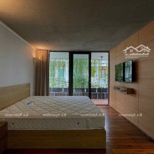 studio ban công cây cối, tone trầm ấm. chỉ tính mỗi điện còn lại free ở bình thạnh giá thuê 9tr