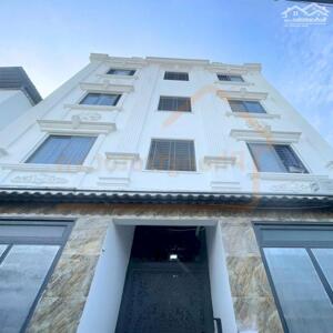 CHDV mới xây 300m2 đúc 5 tầng 58phòng đường Liên Khu 4-5 (có thang máy)