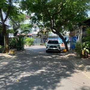 cần cho thuê đất hẻm 1 sẹc đặng thùy trâm, dt: 4x20m. 3-5 năm hoặc 10 năm. 7 triệu/tháng.