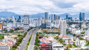 [gọi bi 0902555501] cho thuê lô đất mặt tiền phạm văn đồng - gần hồ nghinh và công viên biển đông
