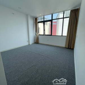 cho thuê văn phòng chính chủ ở lạc long quân, tân bình, giá thuê 7 tr/tháng, dt 25m2 lh ngay