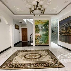 biệt thự căn góc mt đường số q7 - gần nguyễn lương bằng - dt gần 145m2 - chỉ 14 tỷ