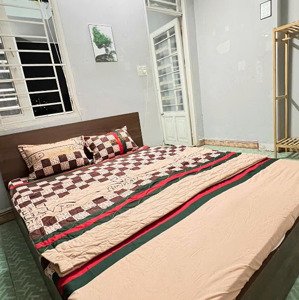 chính chủ cho thuê căn hộ mini ban công lớn full nội thất cao cấp