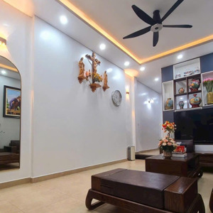 cho thuê nhà đẹp dương nội, 0888516777