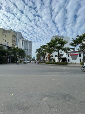 [gọi bi 0902555501] cho thuê lô đất mặt tiền trần hưng đạo - gần monarchy và sun ponte