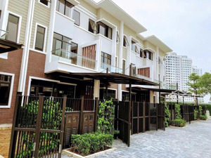 bán nhaà kdc nguyễn sơn bình hưng , bc 3 lầu .100m2 chỉ 12 tỷ
