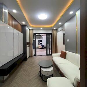 Chính chủ bán gấp nhà MT đường C18 khu k300 .Quận tân bình.Giá cực tốt chỉ 6tỷ/55m2.Sổ hồng riêng
