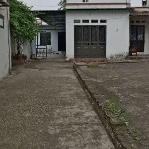 bán đất cùng nhà hai tầng tại trung tâm thị trấn thắng hiệp hòa bgiang
