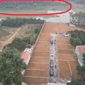 nhỉnh 2 tỷ lô góc 60m hoa hậu rẻ nhất thôn 7 tân xã, view hồ, mặt tiền 7m, sát dãy trọ eco hostel.