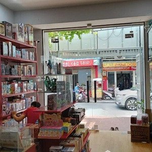 cho thuê nhà mới, 4 tầng, mt lý thường kiệt+lạc long quân, 4.5x18, 7pn, 30tr/th