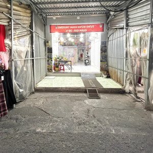 cho thuê mặt bằng trong chợ tân hương-q.tân phú-32m2-giá 4 triệu (không có chỗ ở lại)