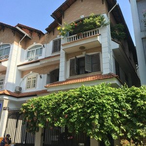 giảm ngay 4 tỷ, bán gấp biệt thự lê văn sỹ, q.3, dt: 8x20m, 1 h, 3 lầu, full nội thất, giá 38 tỷ tl