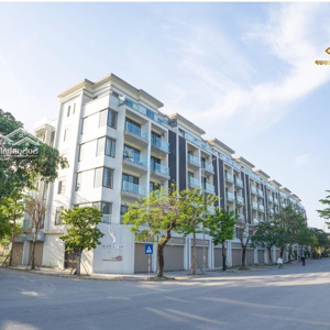 một lô đất làn 2 shophouse kđt vườn sen view khuôn viên cây xanh gia chủ thiện chí bán