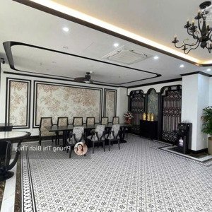 Hoa Hậu Cầu Giấy, Bán Tòa Căn Góc 8 Tầng, Mới đẹp, 200m2, Chỉ 149 Tỷ, Phố Dịch Vọng Hậu