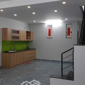 Nhà Riêng Lẻ, Gần Trường đại Học Bách Khoa đà Nẵng, Rất Thuận Tiện Cho Việc đi Lại Học Hành