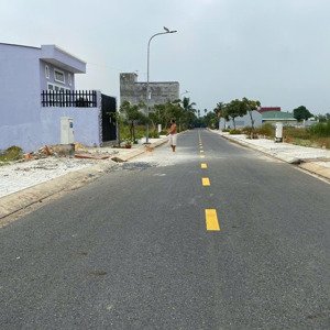 chính chủ bán đất bình mỹ ngay gần cây xăng phương thủy - sổ hồng riêng sẵn, mặt đường nhựa lớn