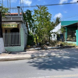 cần bán gấp lô đất mt đường chu văn an, cần đước, long an, 460 triệu, 120m2, shr, gần trường học