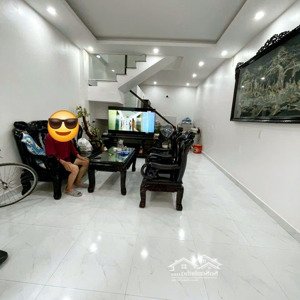 1,31 tỷ cho căn nhà đẹp 2 tầng, diện tích 40m2 phố phan trứ, gần chợ sắt, trường học, viện nhi đức.
