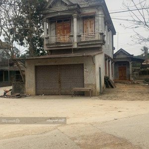 không đầu tư lô này thì còn chờ lô nào ạ
477 m2 (400 thổ cư) sẵn nhà bê tông 2 tầng kiên cố