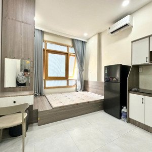 căn hộ studio cửa sổ lớn full nội thất , gần chờ bàn cờ , vx lý thái tổ q3_ cho nuôi pet nhỏ