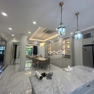 cho thuê biệt thự chateau phú mỹ hưng, q7 full nội thất mới (hình thật 100%)