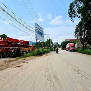 BÁN LÔ ĐẤT NGAY CẠNH THÁC ĐĂNG MÒ 240M X 30M GIÁ 6.9 TỶ
