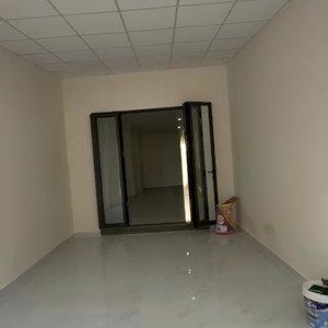 cho thuê nhà mới xây, ngay chợ linh xuân. phù hợp ở + buôn bán kinh doanh