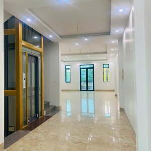 Cho thuê nhà 5 tầng mặt Tôn Đức Thắng, Minh Quyết, Khai QuangGiá thuê: 50tr/ tháng